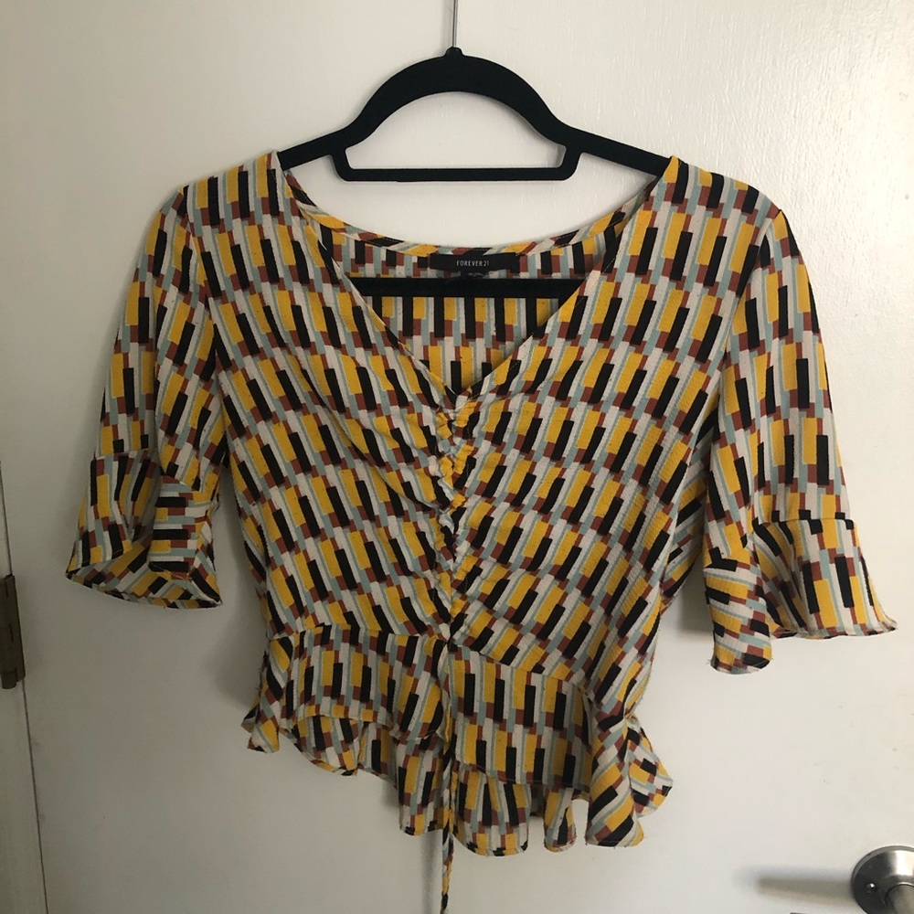 70’s style cropped, scrunch top